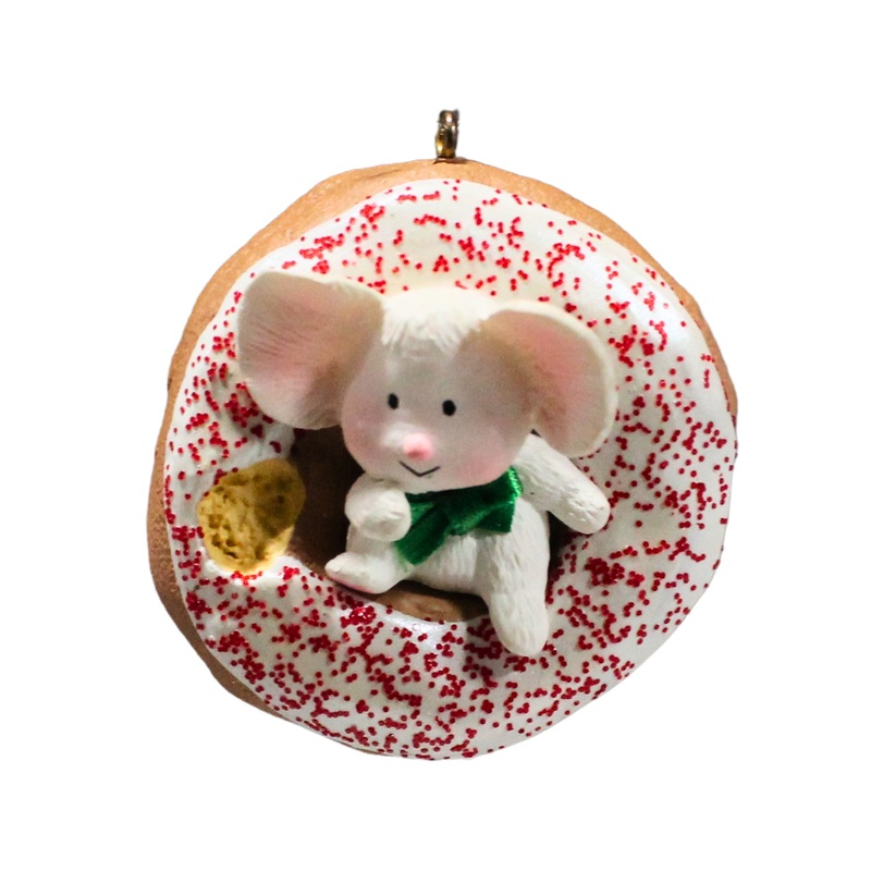 Hallmark Ornament: 1988 Midnight Snack | QX4241