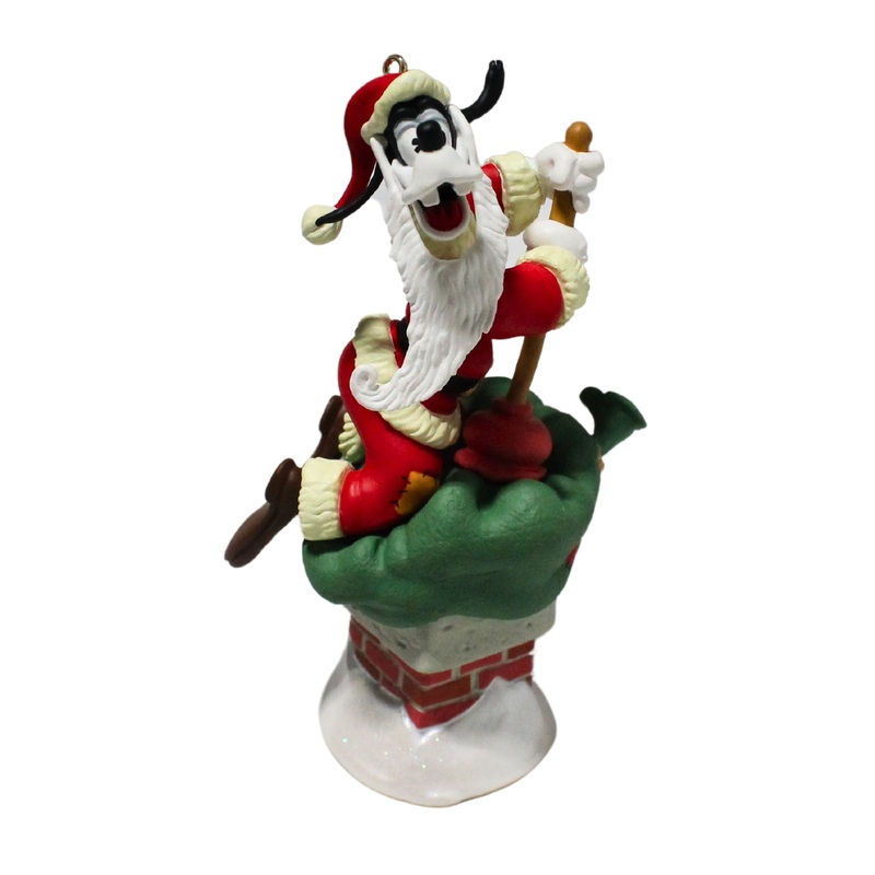 Hallmark Ornament: 1999 Goofy As Santa's Helper | QXD4079
