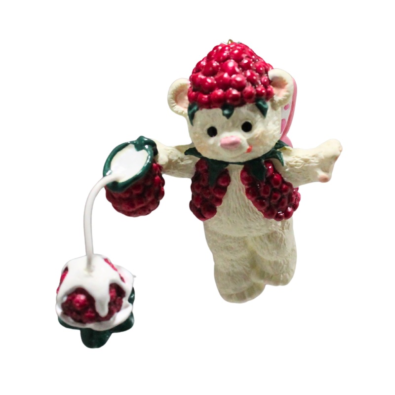 Hallmark Ornament: 2001 Raspberry  | QEO8565