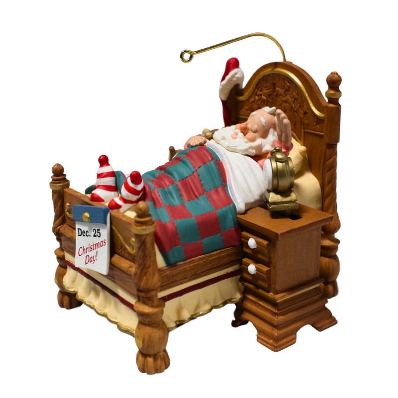 Hallmark Ornament: 2001 Snoozing Santa | QX8165