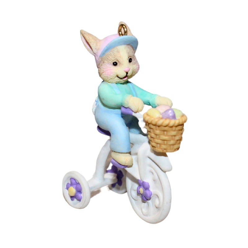 Hallmark Ornament: 2005 Brand New Wheels! | QEO8245