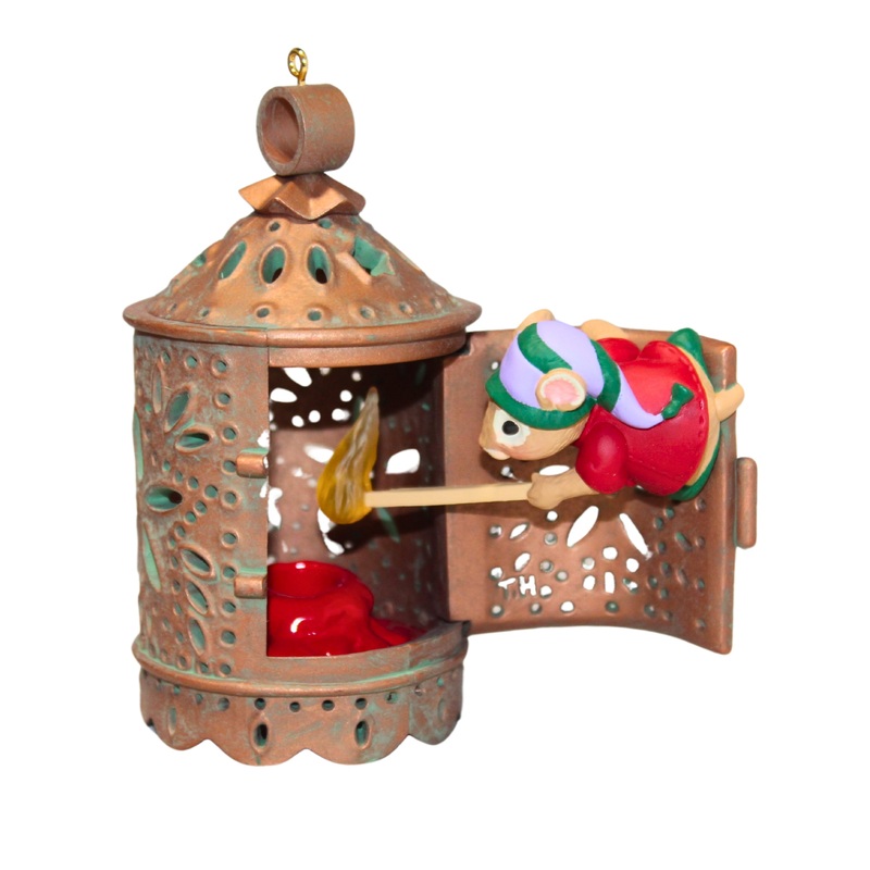 Hallmark Ornament: 1999 Warm Welcome  | QLX7417