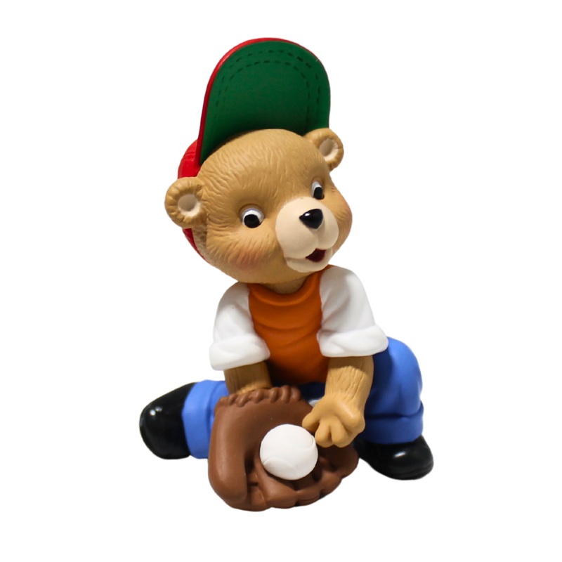 Hallmark Ornament: 1998 Surprise Catch  | QX6753