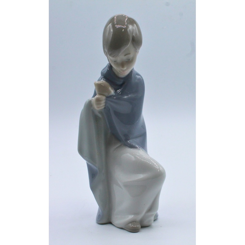 Lladr 4672 | Saint Joseph | Missing Staff