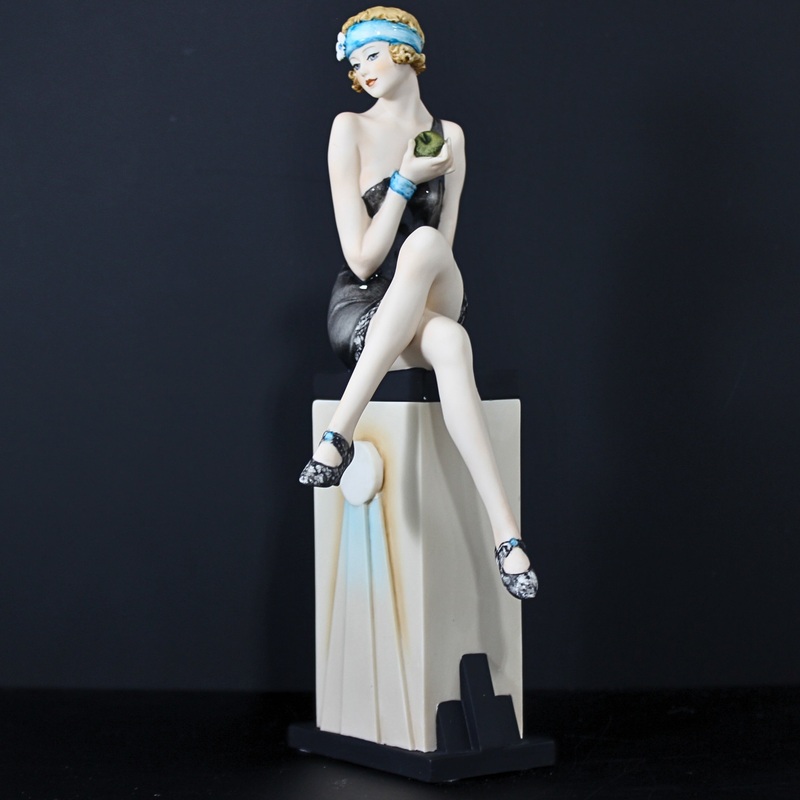 Giuseppe Armani Lady Eve Figurine