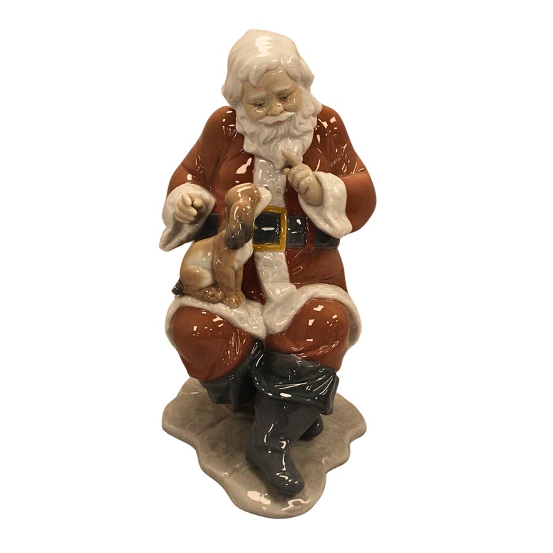 Lladr Figurine: 6890 Santa's Little Secret