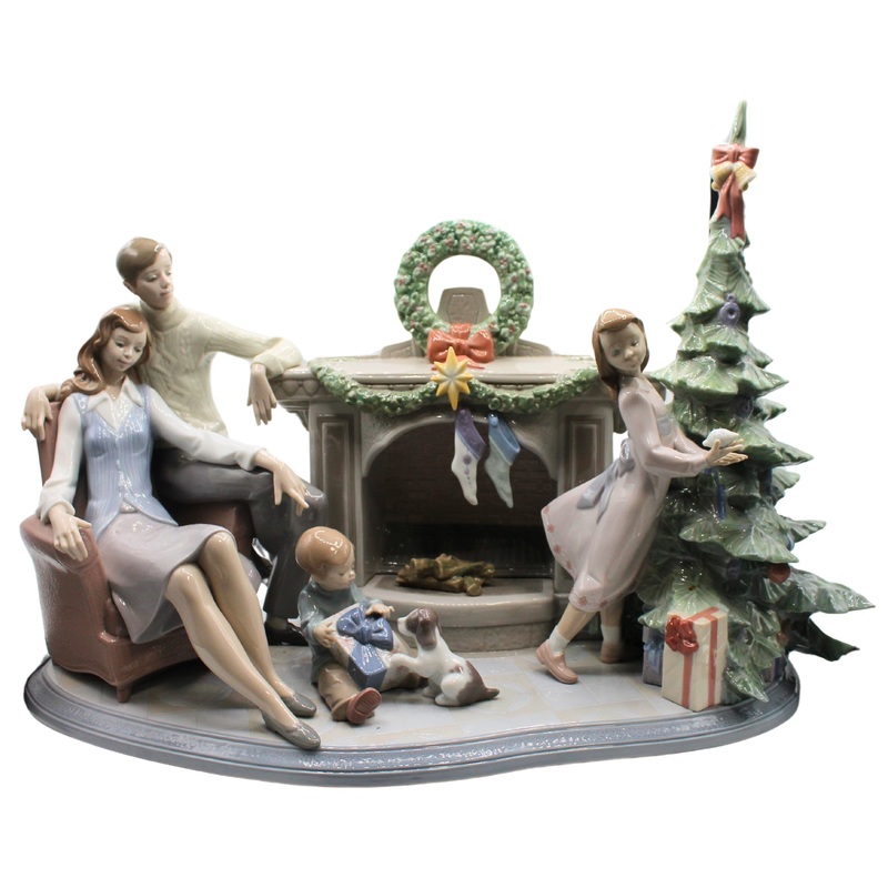 Lladr 8260 | A Family Christmas | Please Read