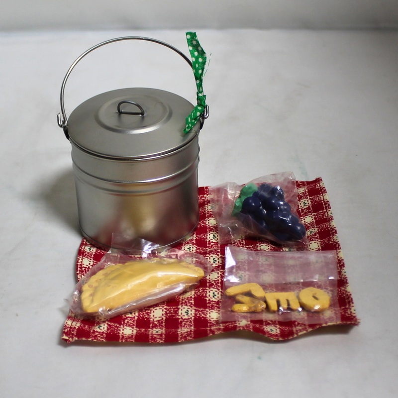American Girl: Addy's Lunch Pail Set
