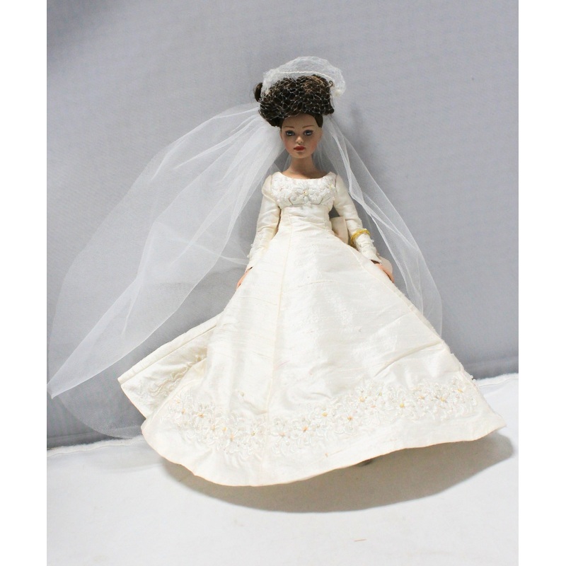 Tonner Tiny Bitter Collier Now and Forever Doll