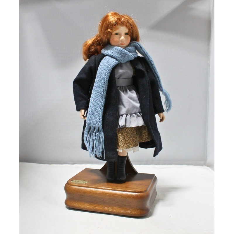 Waco Living Collectibles Premier Edition Virginia Doll Rare