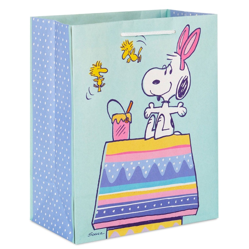 Peanuts Snoopy With Decorated Doghouse Medium Easter Gift Bag 9.6"