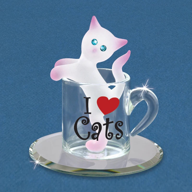 Kitty in a Cup